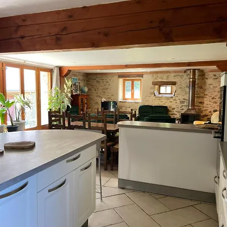 בית אירוח Chez Baptistete Labastide (Hautes-Pyrenees)